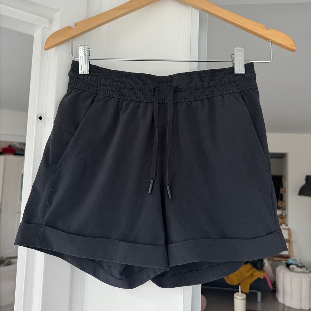 COPY - Lululemon shorts - size 2